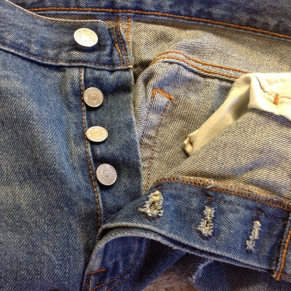 Levi's 501 button front jeans 32 - Picture 5 of 8